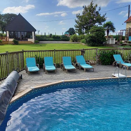 La Gasteboisiere With Swimming Pool And Games Room Le Mesnil-Adelee Exteriör bild