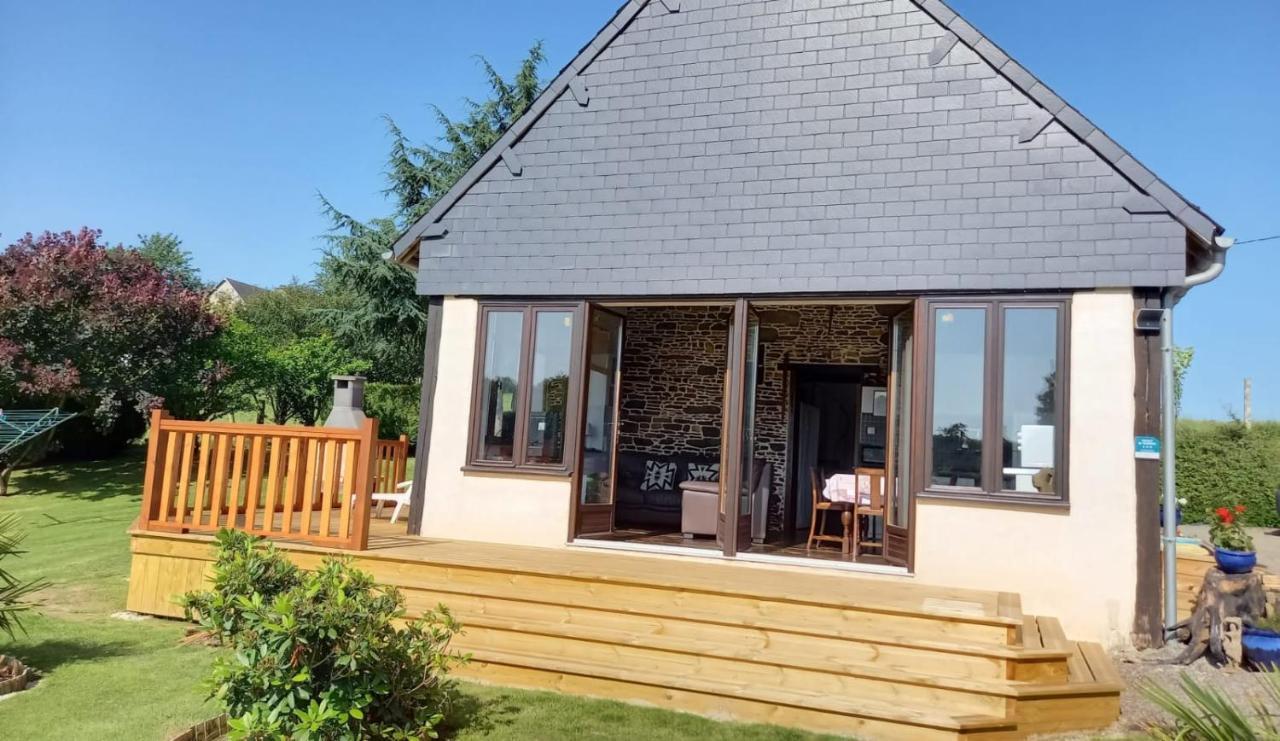 La Gasteboisiere With Swimming Pool And Games Room Le Mesnil-Adelee Exteriör bild