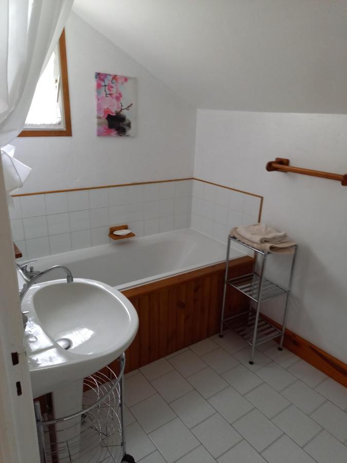 La Gasteboisiere With Swimming Pool And Games Room Le Mesnil-Adelee Exteriör bild