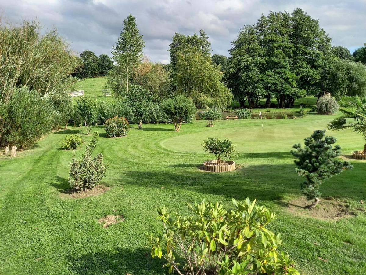 La Gasteboisiere With Swimming Pool And Games Room Le Mesnil-Adelee Exteriör bild