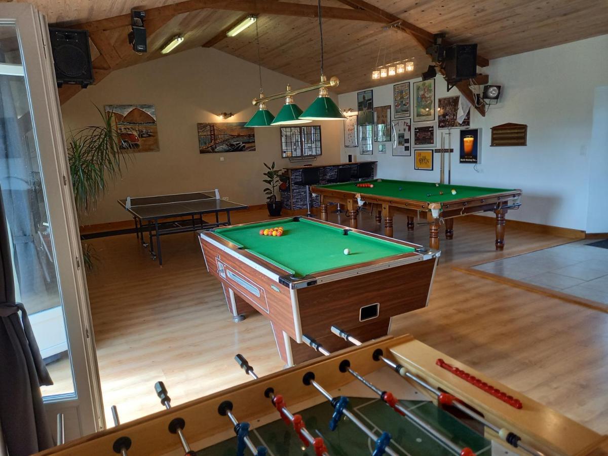 La Gasteboisiere With Swimming Pool And Games Room Le Mesnil-Adelee Exteriör bild